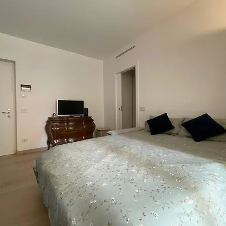 Vatican Terrace Apartment *