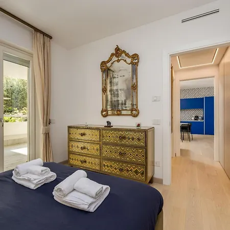 Vatican Terrace Apartment
